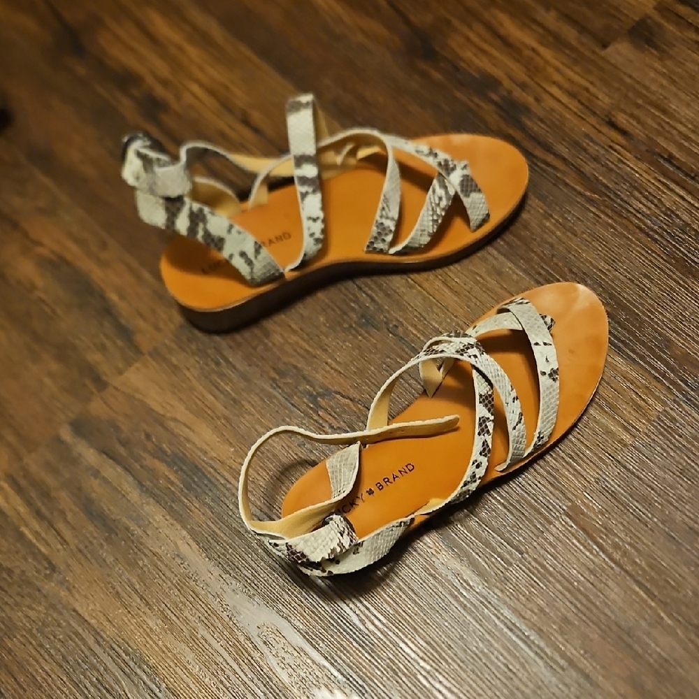 Lucky Brand Tan and Black Patterned Sandals